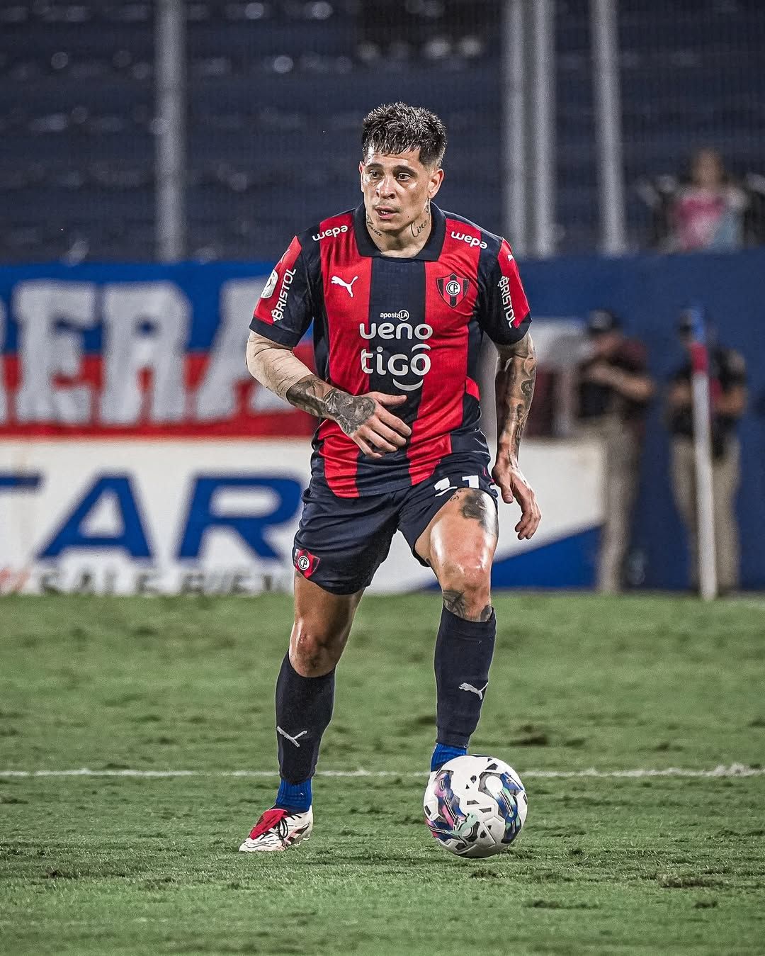 iturbe-em-campo-pelo-cerro-porteno.jpg