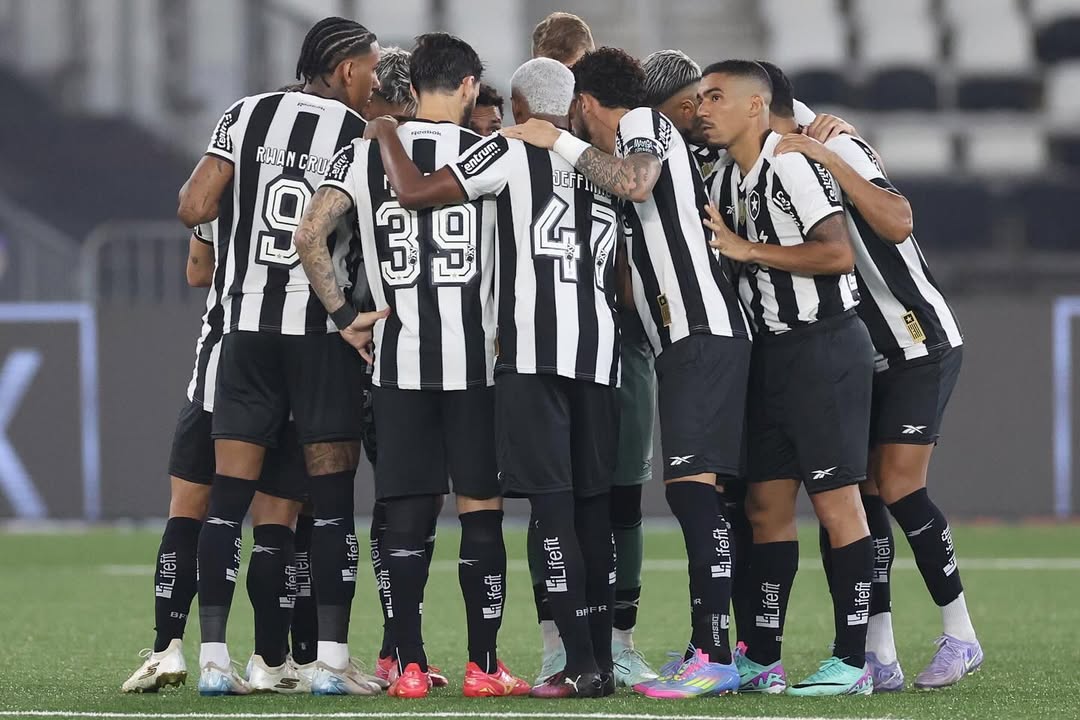 jogadores-botafogo-reuniao-pre-jogo.jpg