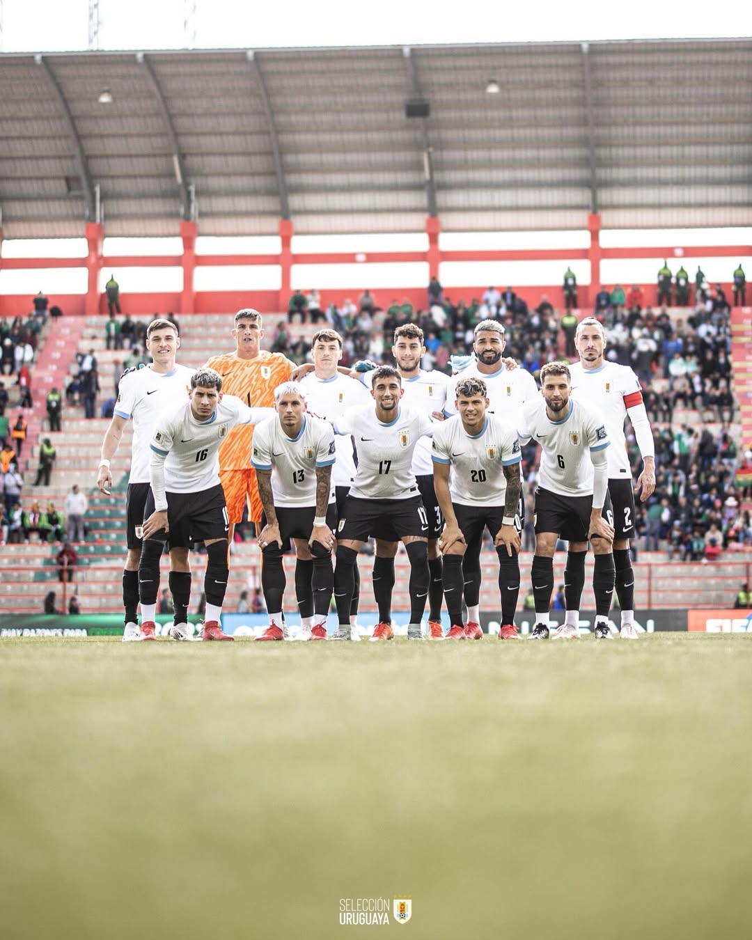 jogadores-uruguai-perfilados.jpg