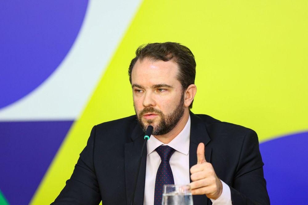 Durigan diz que bets causam prejuízos às famílias e promete ampliar rigor do governo Lula sobre apostas