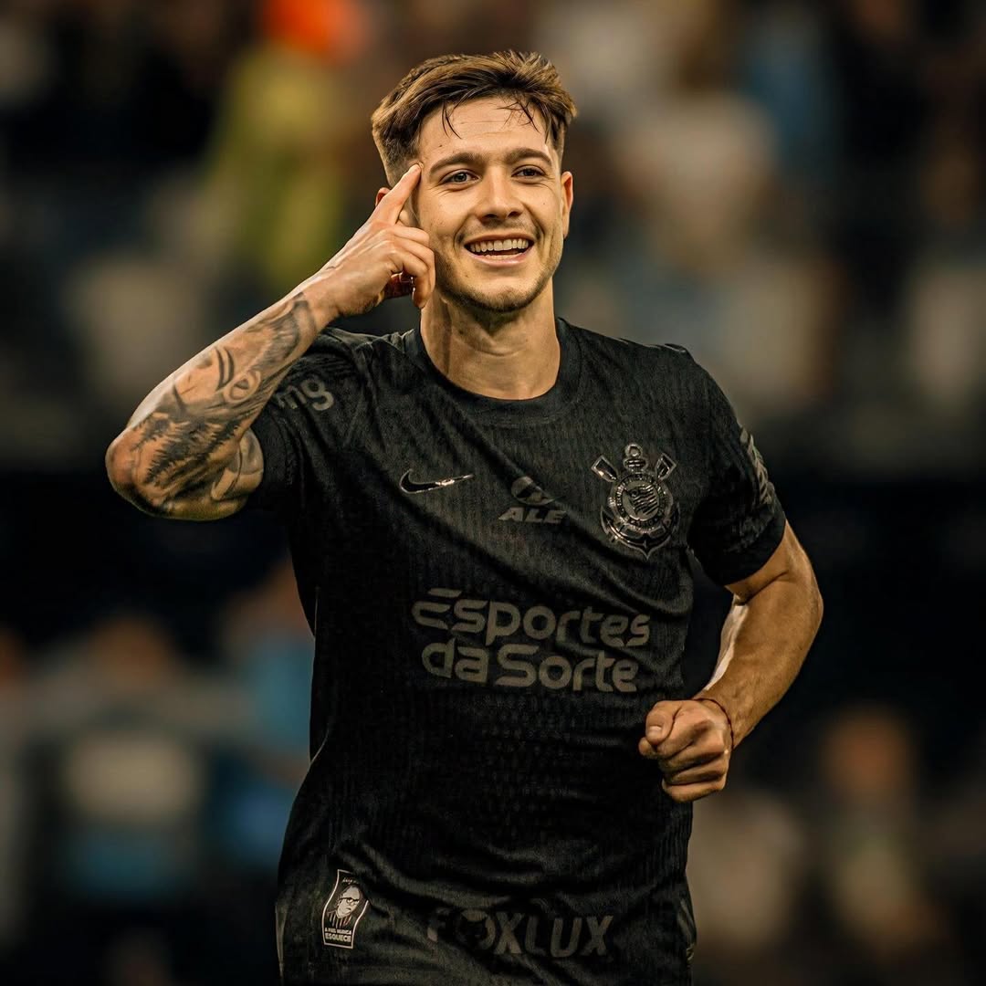 rodrigo-garro-comemorando-gol-pelo-corinthians.jpg