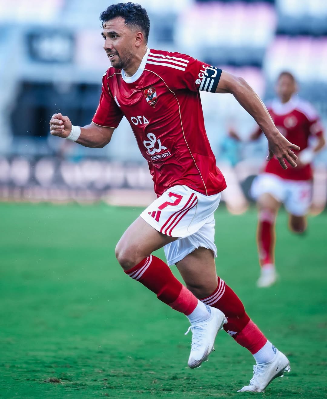 trezeguet-em-campo-pelo-al-ahly.jpg