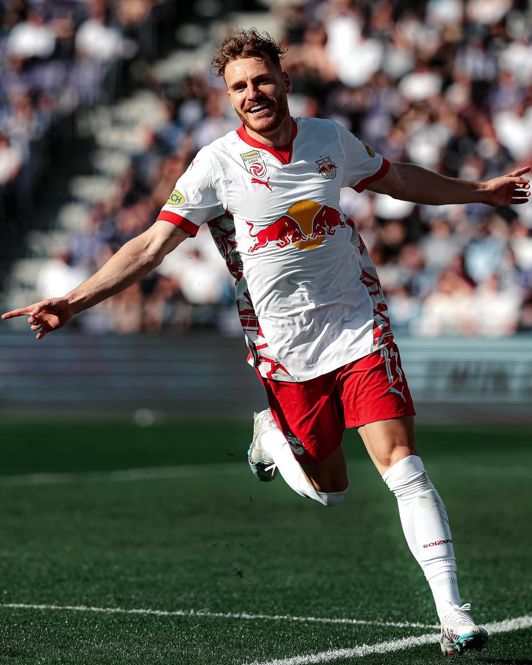 vertessen-comemorando-gol-pelo-rb-salzburg.jpg