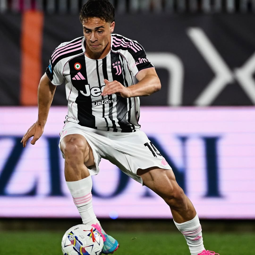 yildiz-em-campo-pela-juventus.jpg
